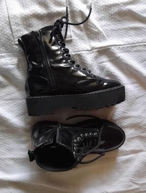 Divided Black Patent Lace-Up Platform Ankle Boots